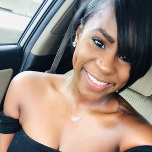 Meet your Posher, Lynnette